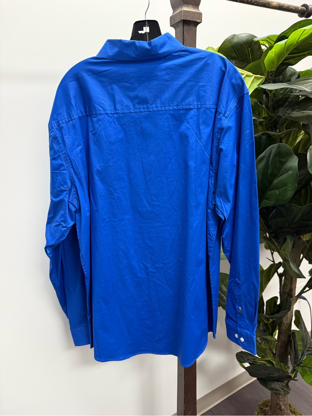 Cinch Men's Royal Blue Button-Up Shirt with Logo Collar - Picture 3 of 3
